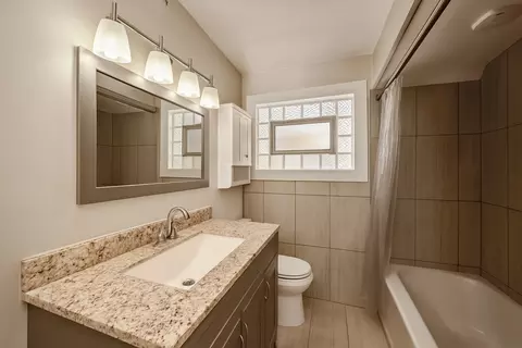 4732 S Lamon Ave, Chicago, IL 60638 photo 6