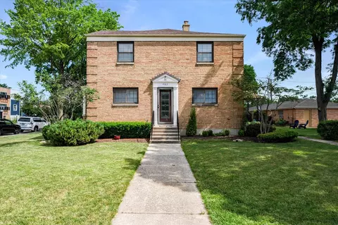 483 W St Charles Rd #483, Elmhurst, IL 60126