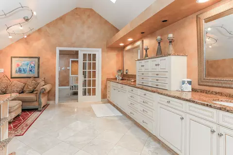 560 81st St, Burr Ridge, IL 60527 photo 38