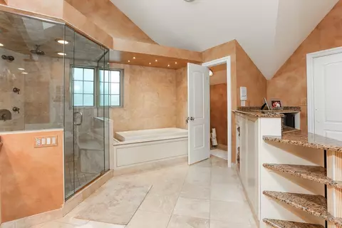 560 81st St, Burr Ridge, IL 60527 photo 36