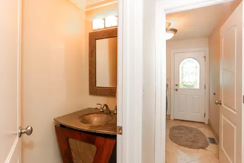 560 81st St, Burr Ridge, IL 60527 photo 21