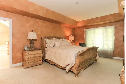 560 81st St, Burr Ridge, IL 60527 photo 32