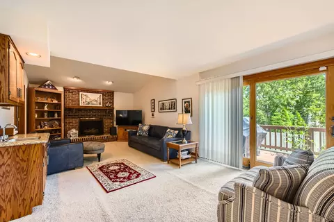 3825 Charlemagne Dr, Hoffman Estates, IL 60192 photo 16