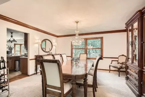 3825 Charlemagne Dr, Hoffman Estates, IL 60192 photo 7