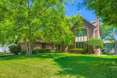 3825 Charlemagne Dr, Hoffman Estates, IL 60192 photo 38