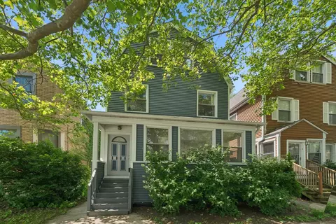 1006 Foster St, Evanston, IL 60201