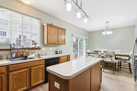 515 Declaration Ln #1401, Aurora, IL 60502 photo 11