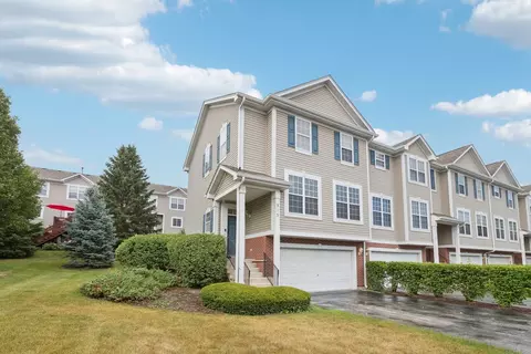 515 Declaration Ln #1401, Aurora, IL 60502 photo 2