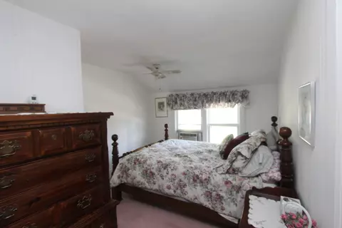 Bedroom - 9701 Illinois St, Hebron, IL 60034 photo 4 of 4