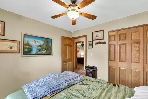 Bedroom - 2002 Bittersweet Dr, Champaign, IL 61821 photo 2 of 6