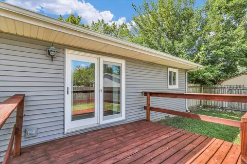 Exterior - 2002 Bittersweet Dr, Champaign, IL 61821 photo 6 of 6