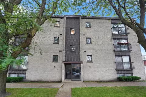 5200 N Rockwell St #3N, Chicago, IL 60625