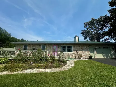 6119 Little Galilee Rd, Clinton, IL 61727
