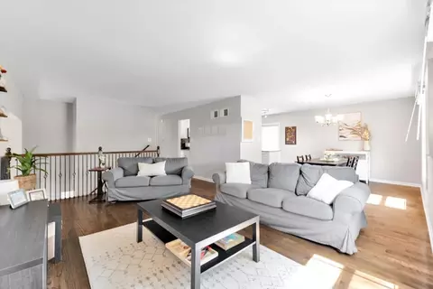 1259 Durham Dr, Wheaton, IL 60189 photo 8
