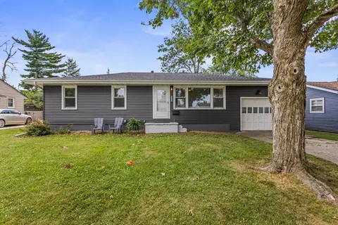 2227 Yorkshire Dr, Decatur, IL 62526