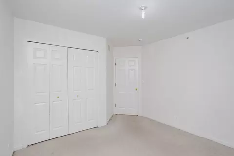 Bedroom - 800 Linden Cir, Hoffman Estates, IL 60169 photo 9 of 9