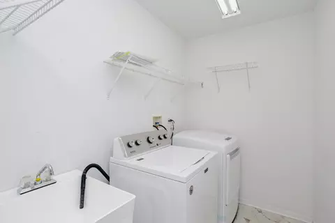 Other - 800 Linden Cir, Hoffman Estates, IL 60169 photo 3 of 4
