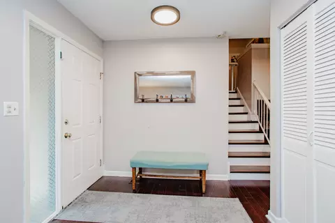 Entry Way - 1954 Brookside Ln, Hoffman Estates, IL 60169 photo 1 of 5