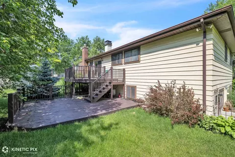 Exterior - 1213 Ryson Ct, Wheaton, IL 60189 photo 4 of 6