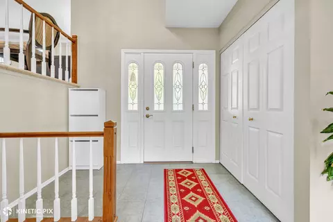 Entry Way - 1213 Ryson Ct, Wheaton, IL 60189 photo 1 of 3
