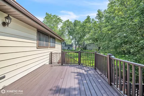 Exterior - 1213 Ryson Ct, Wheaton, IL 60189 photo 3 of 6