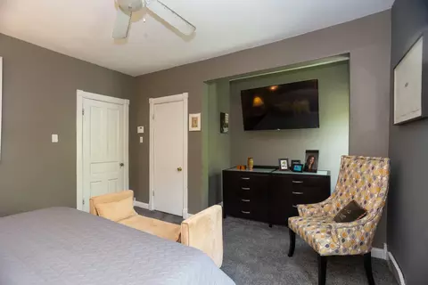 Bedroom - 1663 W Farwell Ave, Chicago, IL 60626 photo 3 of 6