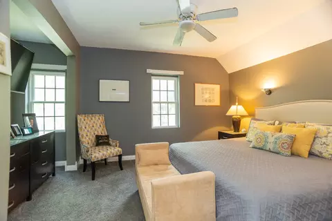 Bedroom - 1663 W Farwell Ave, Chicago, IL 60626 photo 2 of 6