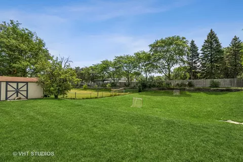 Exterior - 3335 Elmdale Rd, Glenview, IL 60025 photo 7 of 7