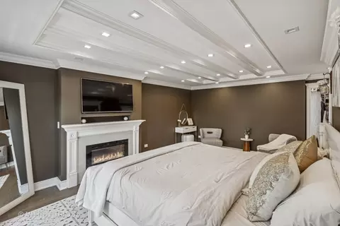 Bedroom - 3335 Elmdale Rd, Glenview, IL 60025 photo 4 of 13
