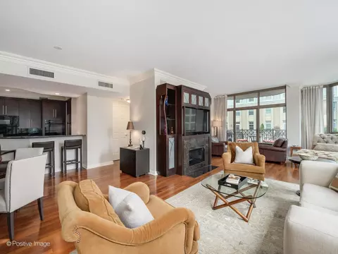 Living - 21 E Huron St #1106, Chicago, IL 60611 photo 6 of 9