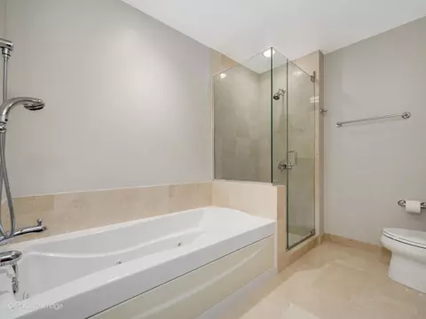 Bath - 21 E Huron St #1106, Chicago, IL 60611 photo 3 of 4