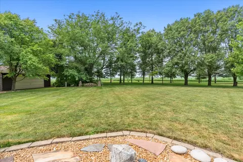 Exterior - 25316 E 1100 North Rd, Downs, IL 61736 photo 23 of 29
