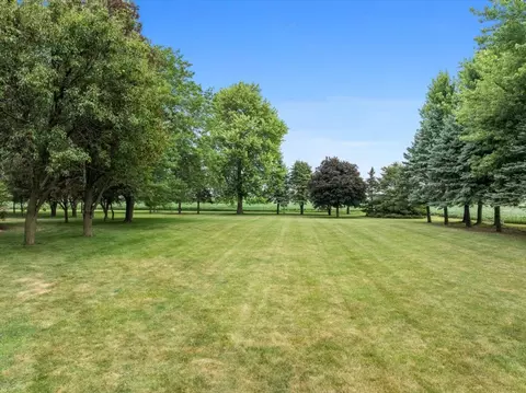 Exterior - 25316 E 1100 North Rd, Downs, IL 61736 photo 14 of 29