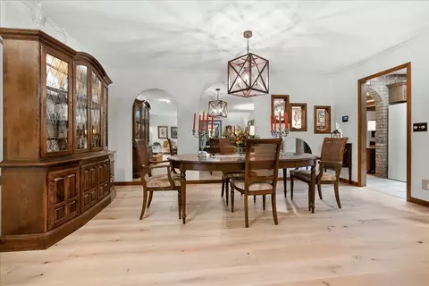 Dining - 25316 E 1100 North Rd, Downs, IL 61736 photo 1 of 4