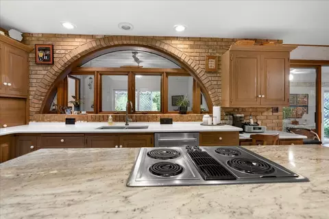 Kitchen - 25316 E 1100 North Rd, Downs, IL 61736 photo 3 of 6