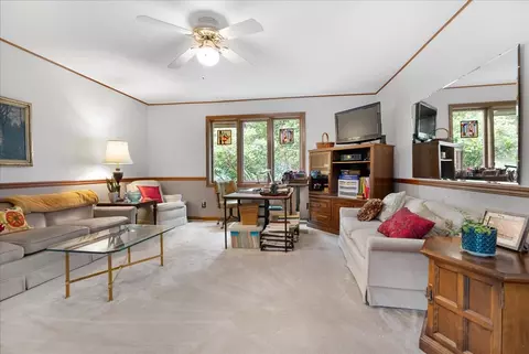 Living - 25316 E 1100 North Rd, Downs, IL 61736 photo 4 of 9