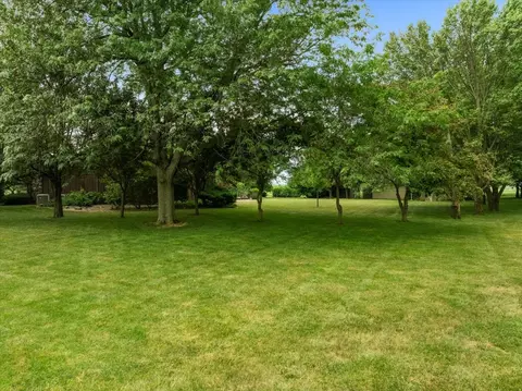 Exterior - 25316 E 1100 North Rd, Downs, IL 61736 photo 19 of 29