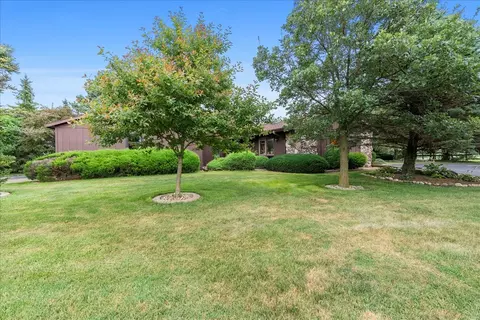Exterior - 25316 E 1100 North Rd, Downs, IL 61736 photo 5 of 29
