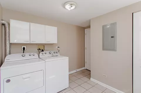 Other - 465 Apache Ln, Hoffman Estates, IL 60169 photo 4 of 5