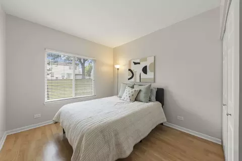 Bedroom - 931 Mesa Dr, Elgin, IL 60123 photo 3 of 4
