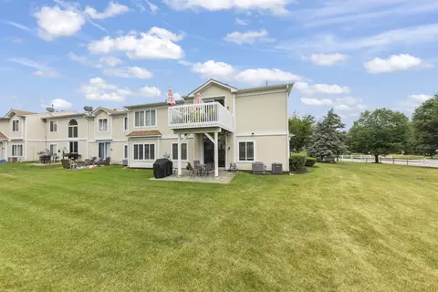 Other - 931 Mesa Dr, Elgin, IL 60123 photo 4 of 4