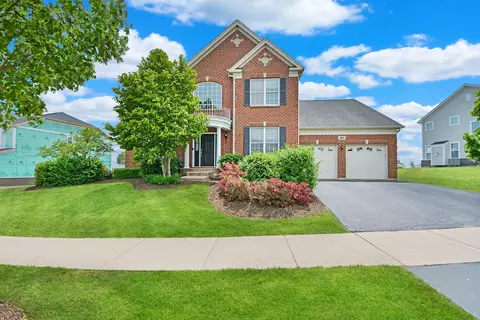 35 Open Pkwy N, Hawthorn Woods, IL 60047