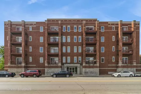 6238 26th St #505, Berwyn, IL 60402
