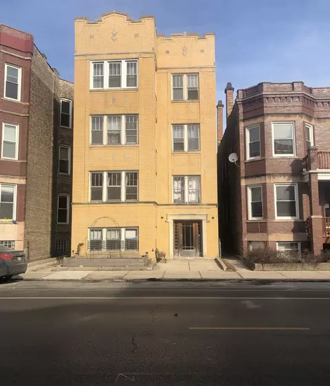 2244 W Augusta Blvd, Chicago, IL 60622