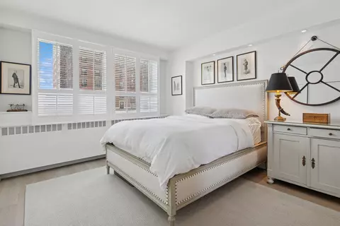 Bedroom - Undisclosed, Chicago, IL 60657 photo 2 of 2