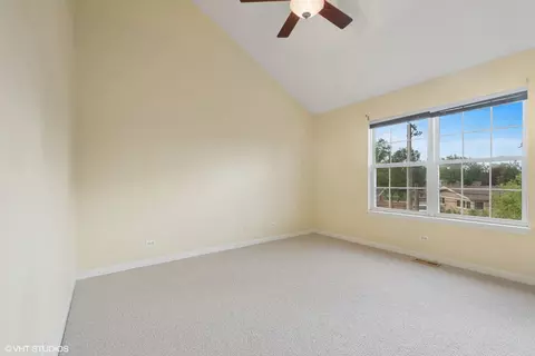 Bedroom - 3119 Central Ct, Glenview, IL 60025 photo 2 of 4