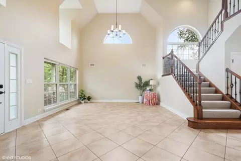 Living - 3119 Central Ct, Glenview, IL 60025 photo 3 of 8