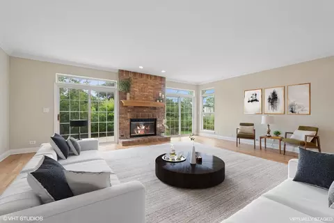 Living - 3119 Central Ct, Glenview, IL 60025 photo 4 of 8