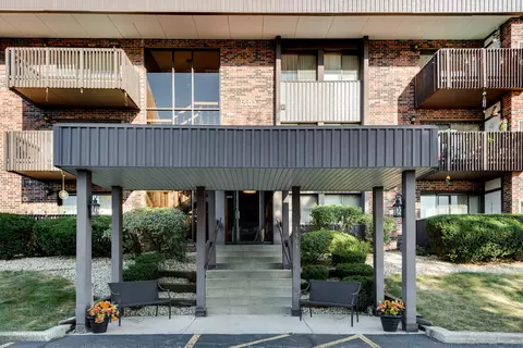 1503 Woodbridge Rd #3E, Joliet, IL 60436