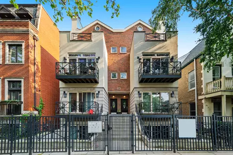 2031 W Saint Paul Ave #2W, Chicago, IL 60647